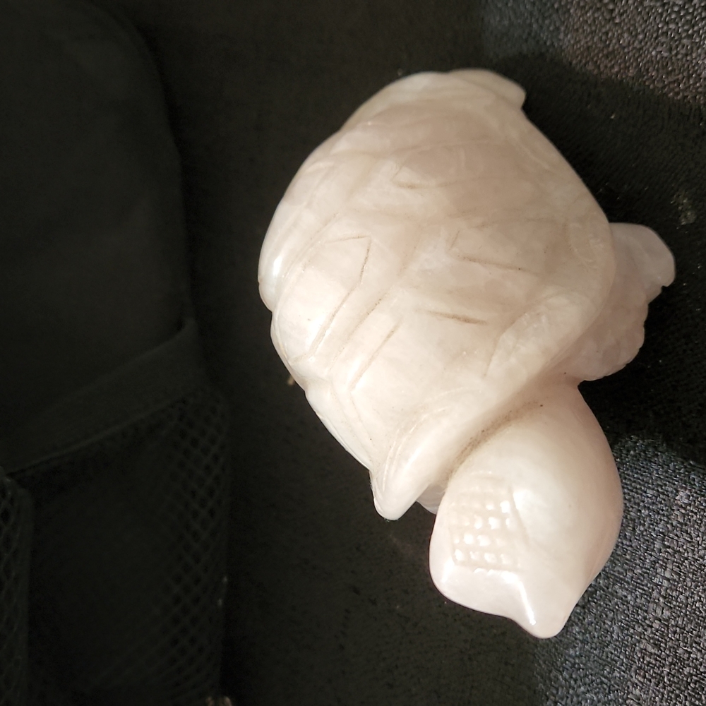 VINTAGE HAND CARVED MARBLE TORTOISE.